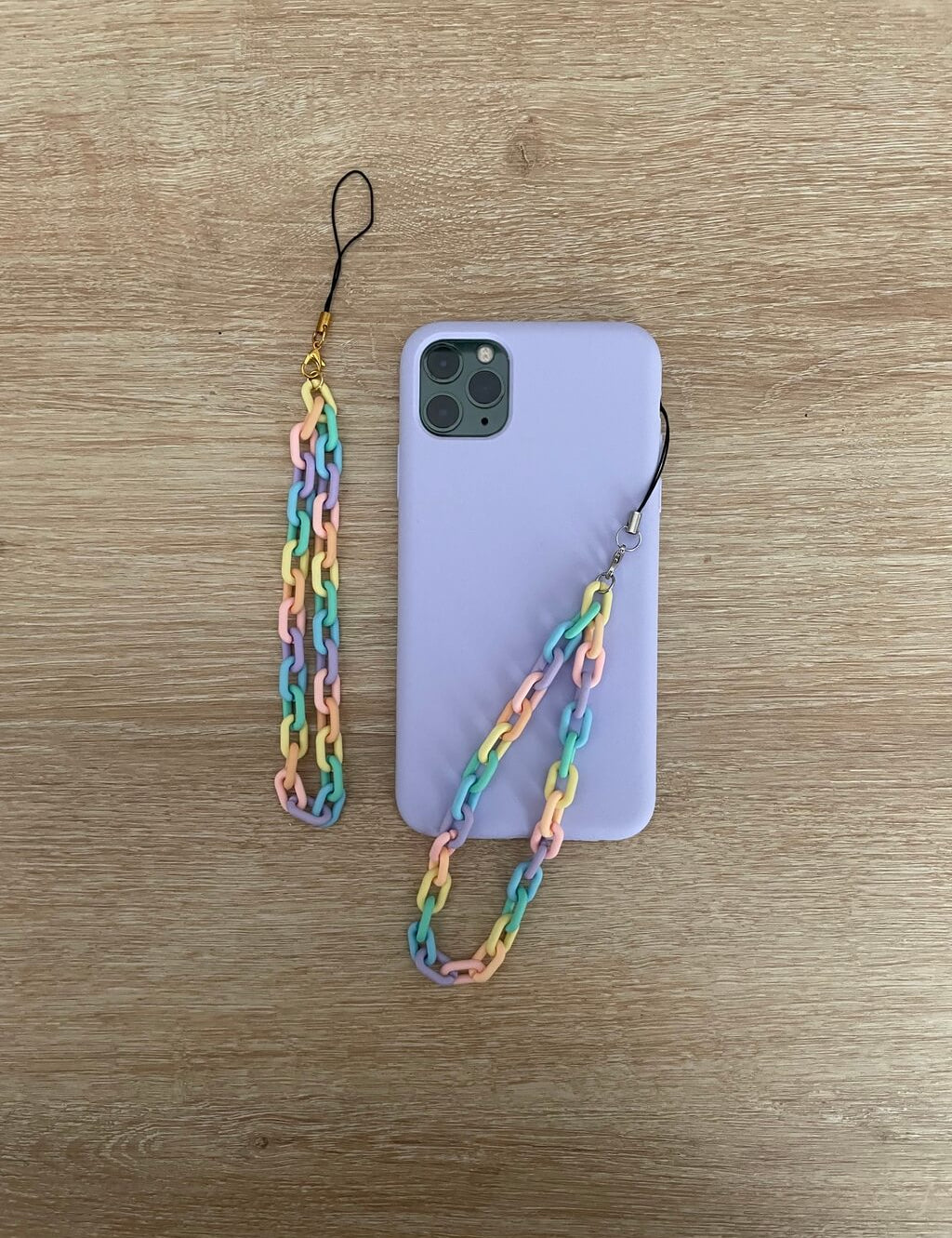 bijoux de téléphone gros maillons arc en ciel pastel