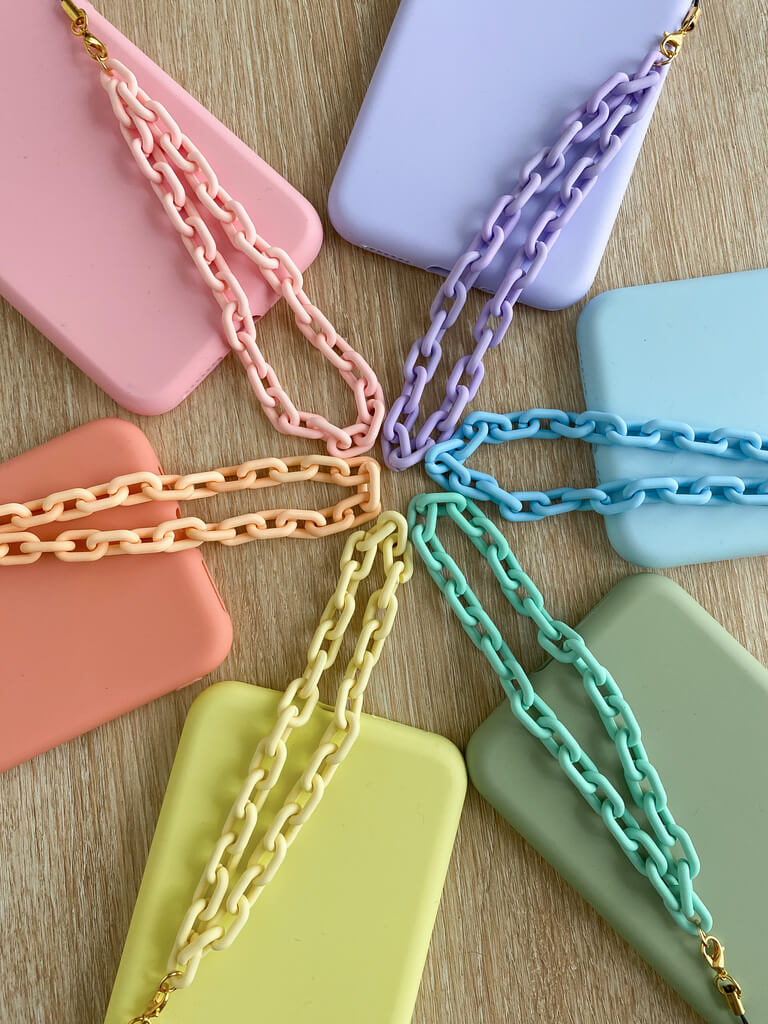 chaine de téléphone coloré pastel 