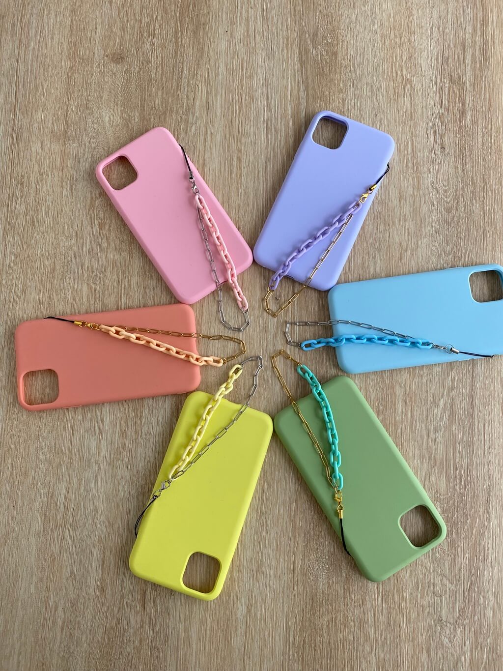 chaine de téléphone acrylique pastel