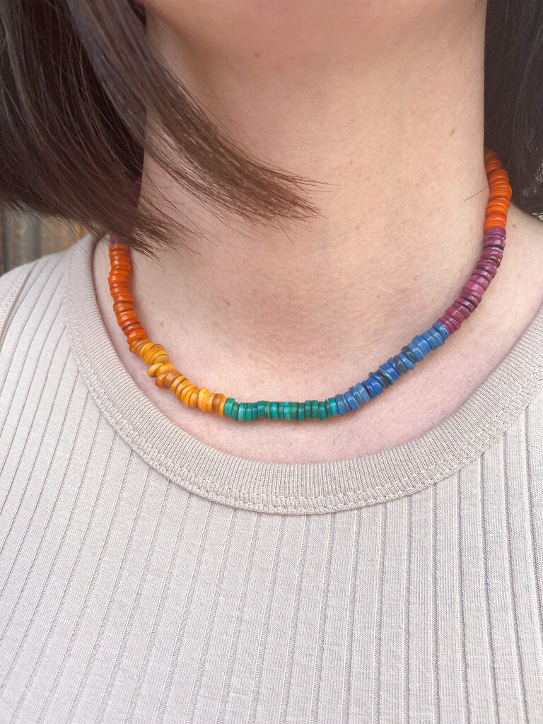 collier coquillage multicolore tendance